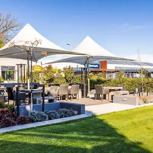 4* Отель Elms Christchurch, Ascend Collection